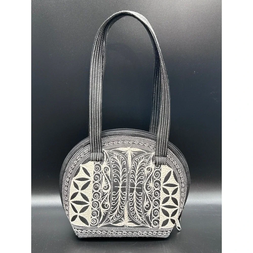 Laga Designs Embroidered Ethnic Handmade Handbag Petite Black‎ White EUC